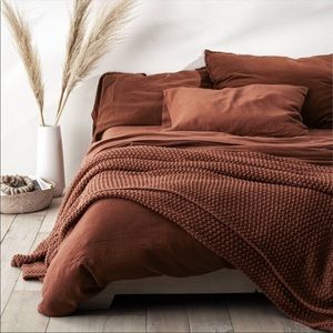 Casaluna throw blanket and pillow covers